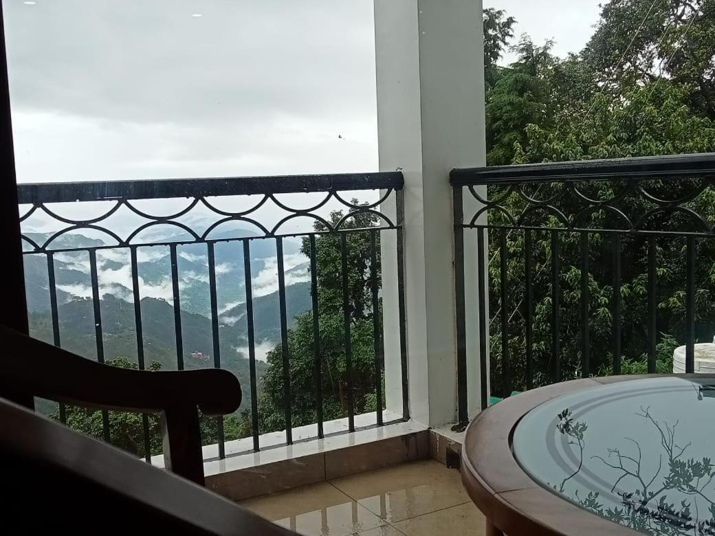 The Kumaon Retreat Hotel ไนนิตาล ภายนอก รูปภาพ