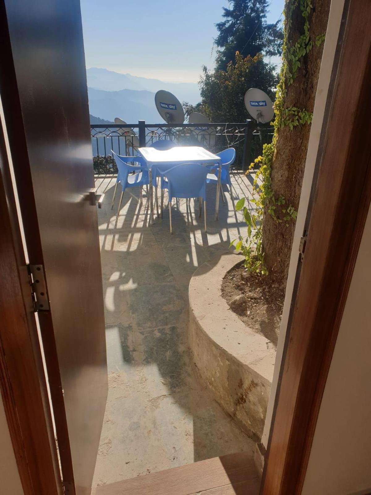 The Kumaon Retreat Hotel ไนนิตาล ภายนอก รูปภาพ