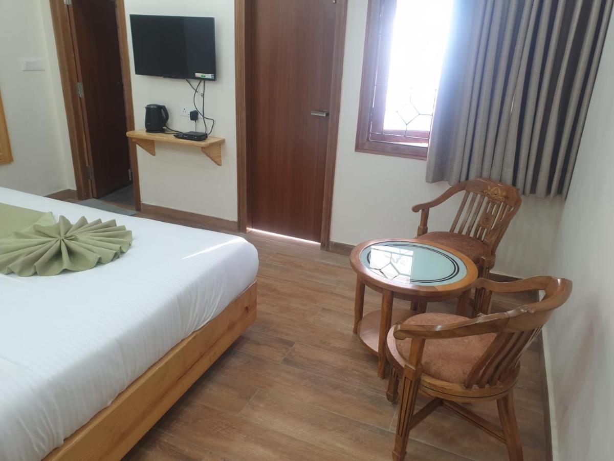 The Kumaon Retreat Hotel ไนนิตาล ภายนอก รูปภาพ