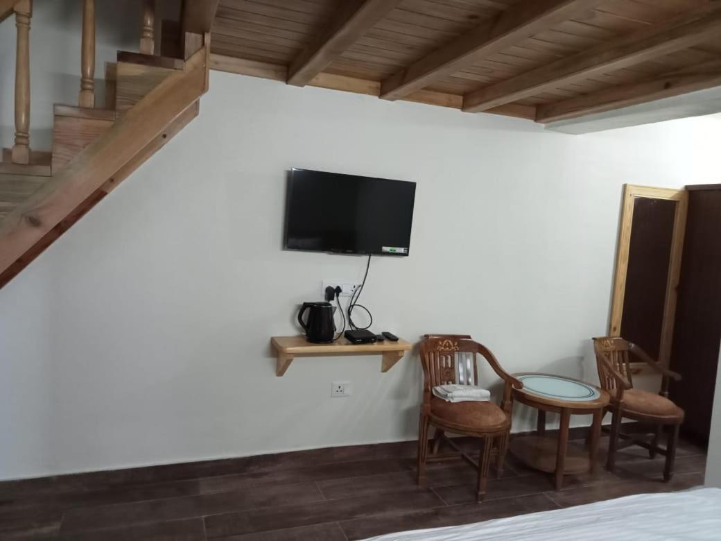 The Kumaon Retreat Hotel ไนนิตาล ห้อง รูปภาพ